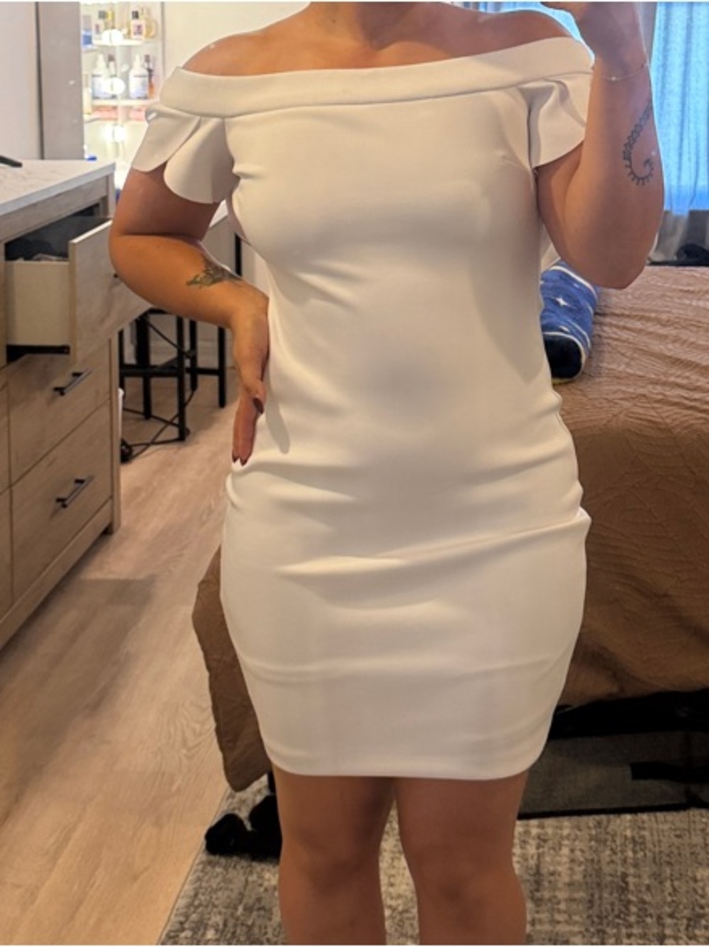 Guess Off-Shoulder White Mini Dress